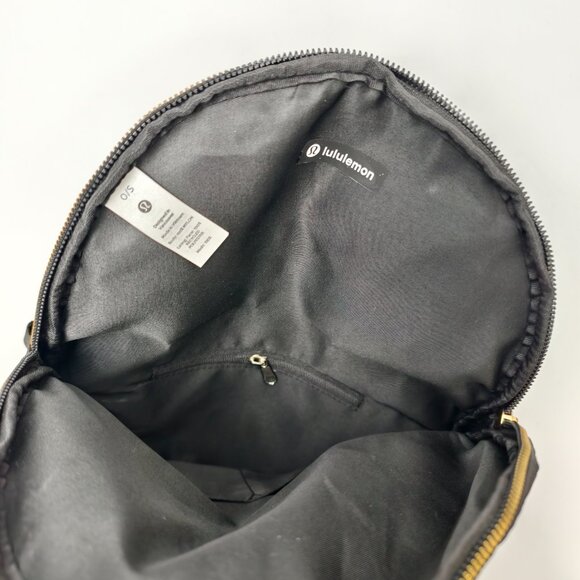 🥬Lululemon All Night Festival Bag 5L Black Gold Accents - Picture 6 of 7